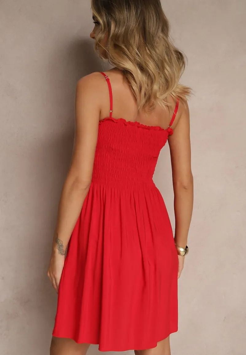 Czerwona Sukienka z Bawełny na Ramiączkach o Rozkloszowanym Kroju z Marszczoną Górą Christten