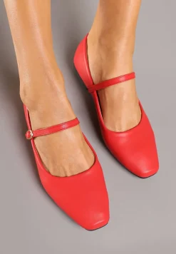 Czerwone Balerinki z Paskiem i Smukłym Kwadratowym Noskiem Rosafay