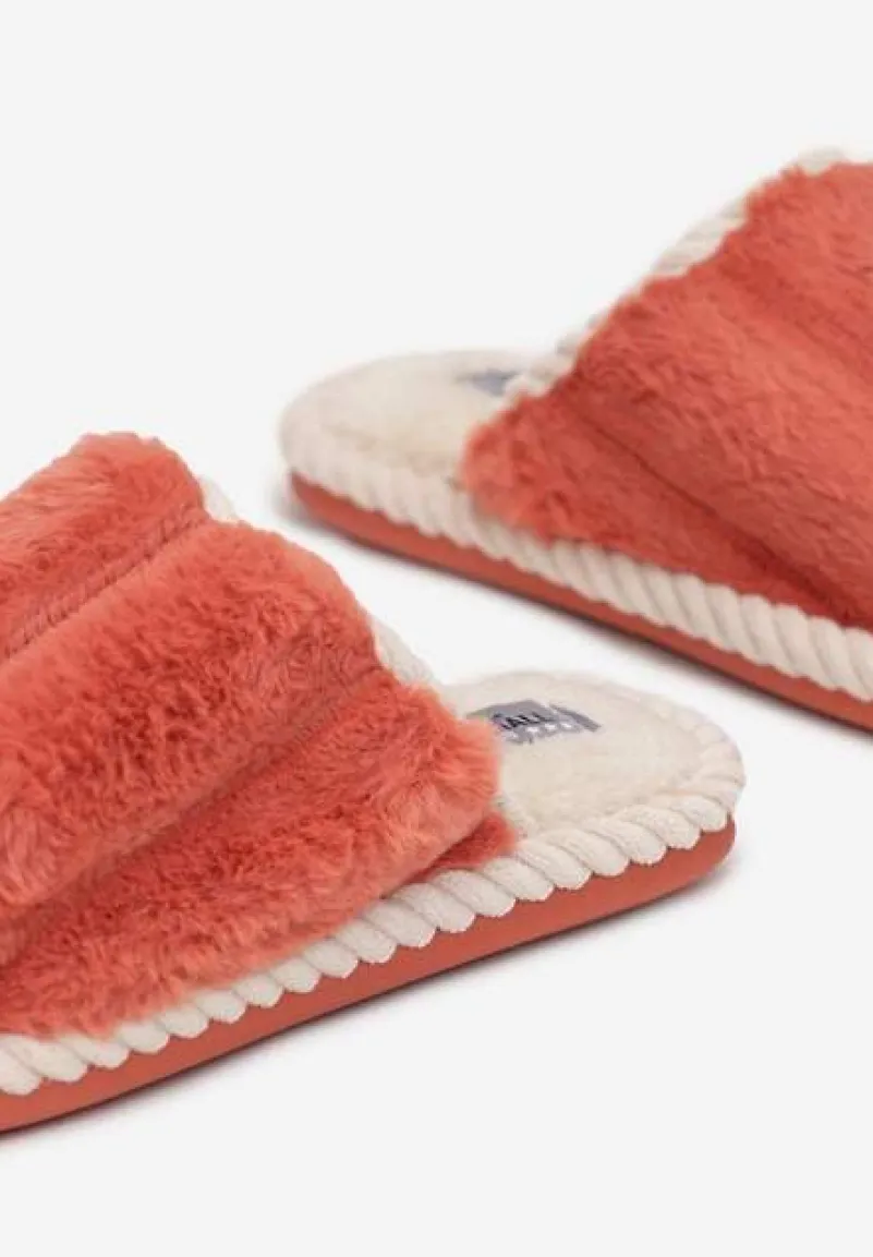 Czerwone Kapcie Futrzane Misei