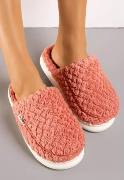 Czerwone Kapcie z Miękkiego Kożuszkowego Futerka Lilissa