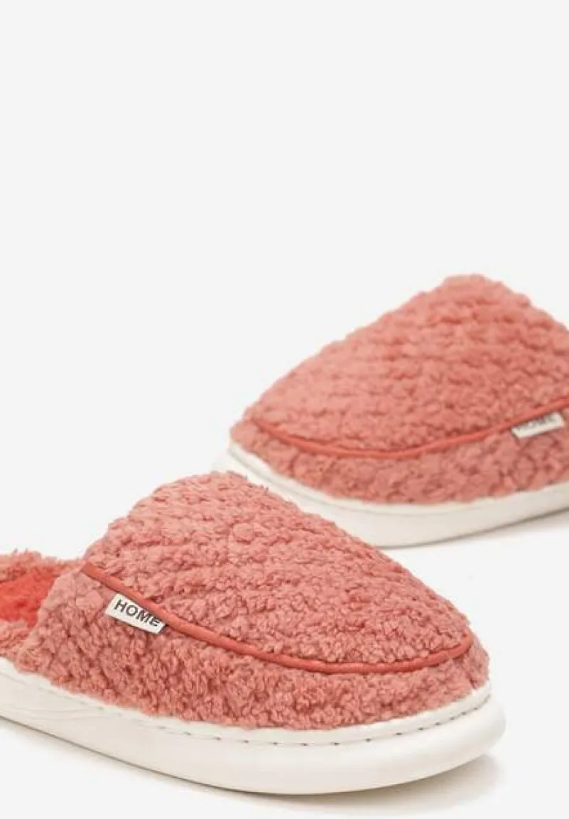Czerwone Kapcie z Miękkiego Kożuszkowego Futerka Lilissa