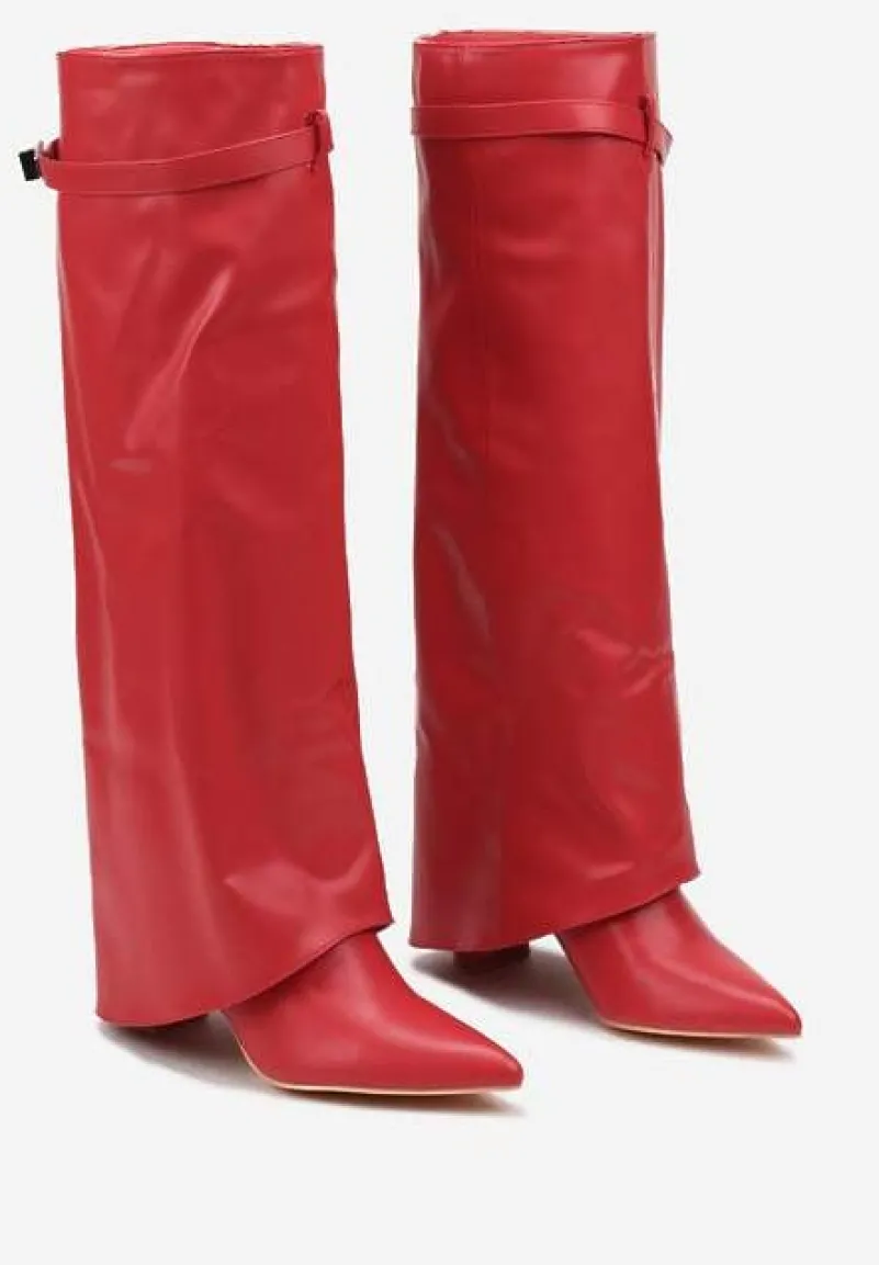 Czerwone Kozaki Kowbojki na Słupku Ozdobione Paskiem z Klamrą i Wywiniętą Cholewką Mairene