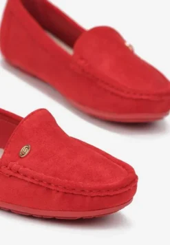 Czerwone Mokasyny ze Skórzaną Wkładką i Przeszyciami Yaritza