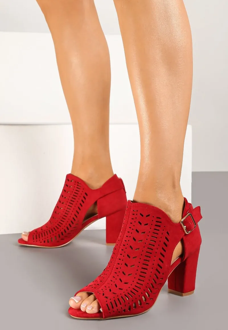 Czerwone Sandały Vices na Słupku z Ażurowym Wzorem Klamrą i Wycięciem Feliyra