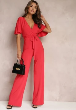 Czerwony Długi Kombinezon z Wiązaniem i Głębokim Kopertowym Dekoltem Sumya