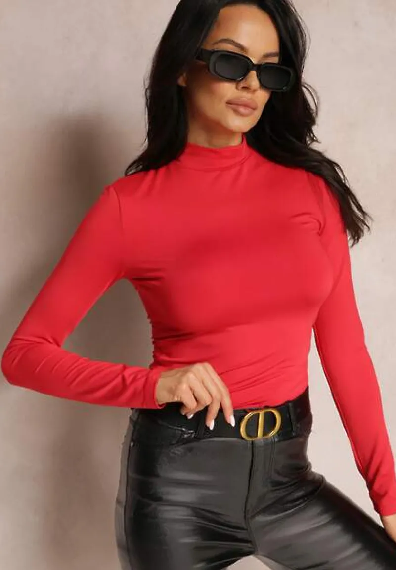 Czerwony Golf Urilarah