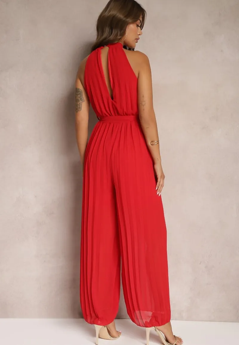 Czerwony Kombinezon z Dekoltem Typu Halter i Gumką w Talii Zolefia