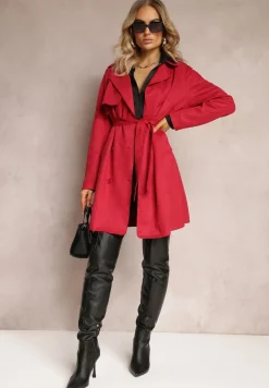 Czerwony Płaszcz z Guzikami i Paskiem Michellas