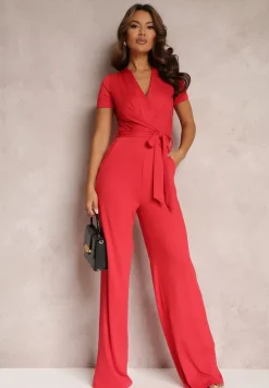 Czerwony Wiązany Kombinezon z Długimi Nogawkami i Kopertowym Dekoltem Adithia
