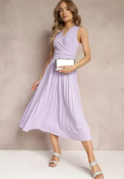 Fioletowa Sukienka z Kopertowym Dekoltem i Plisowanym Dołem Anamarie