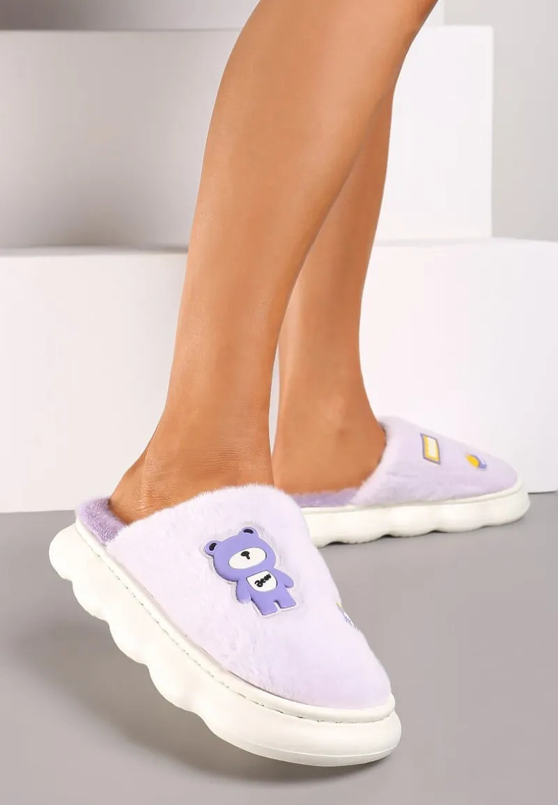 Fioletowe Kapcie na Platformie Ozdobione Aplikacjami 3D Sailese