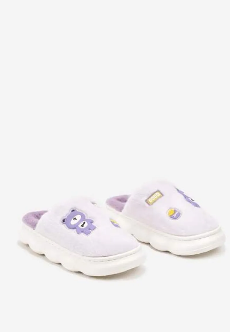 Fioletowe Kapcie na Platformie Ozdobione Aplikacjami 3D Sailese