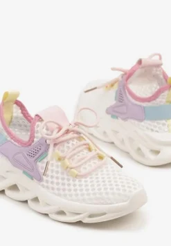 Fioletowe Sneakersy z Siateczki na Piankowej Podeszwie z Wycięciami Sanilova