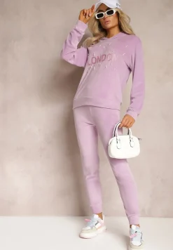 Fioletowy Dresowy Komplet z Weluru Klasyczne Spodnie i Bluza Ozdobiona Napisem z Brokatem Nerissali