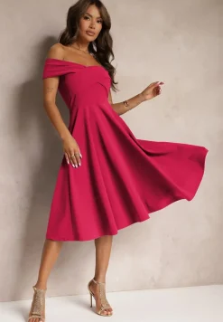 Fuksjowa Sukienka z Hiszpańskim Dekoltem o Rozkloszowanym Kroju Pelorea