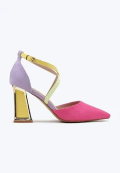 Fuksjowe Czółenka na Obcasie w Kształcie Stożka z Metalowym Obramowaniem Haslia