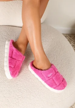 Fuksjowe Płaskie Futrzane Kapcie z Geometrycznym Wzorem Naoritha