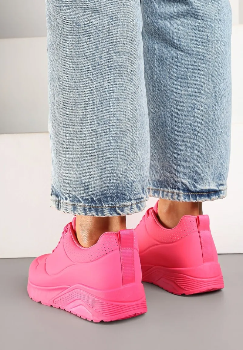 Fuksjowe Sneakersy z Tłoczoną Cholewką Ulithrena