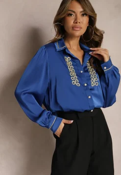 Granatowa Koszula Satynowa z Cyrkoniami i Perełkami oraz Kołnierzykiem Dokeria