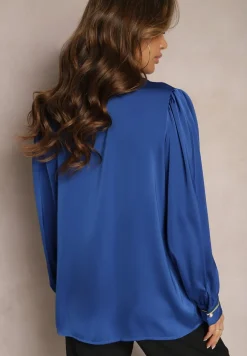 Granatowa Koszula Satynowa z Cyrkoniami i Perełkami oraz Kołnierzykiem Dokeria