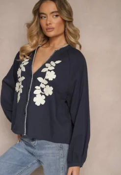 Granatowa Koszula z Bawełny o Kroju Oversize Ozdobiona Haftem w Kwiaty Felvesia