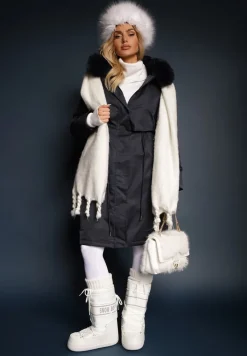 Granatowa Kurtka Płaszcz ze Ściągaczem i Kapturem z Ozdobnym Futerkiem Livieya