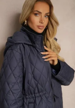 Granatowa Kurtka z Pikowanymi Przeszyciami w Kratkę oraz Wewnętrznymi Ściągaczami w Pasie Tiliona