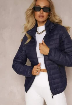 Granatowa Pikowana Kurtka z Odpinanym Kapturem Sissata