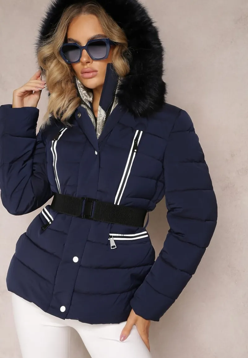 Granatowa Pikowana Kurtka z Paskiem i Kapturem z Futerkiem Biomere