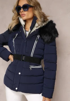 Granatowa Pikowana Kurtka z Paskiem i Kapturem z Futerkiem Biomere