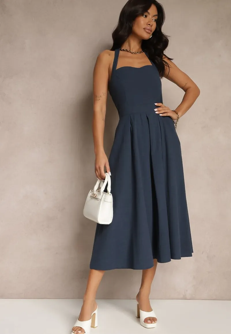 Granatowa Rozkloszowana Sukienka z Bawełną i Wiskozą na Szyję Kinulia