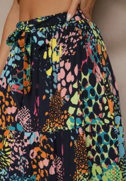 Granatowa Spódnica z Wiskozy z Gumką w Pasie Ozdobiona Abstrakcyjnym Printem Bimella