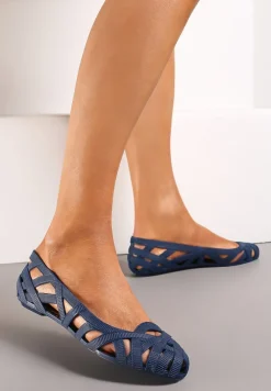 Granatowe Balerinki Ozdobione Wycięciami na Cholewce Sylaria