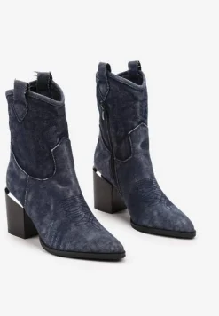 Granatowe Botki Typu Kowbojki na Słupku z Przeszywanymi Detalami Laorielle