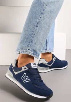 Granatowe Buty Sportowe z Imitacji Zamszu z Naszywką Lysadna