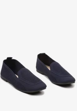 Granatowe Casualowe Mokasyny na Płaskiej Podeszwie Ozdobione Perforacją Klanesha