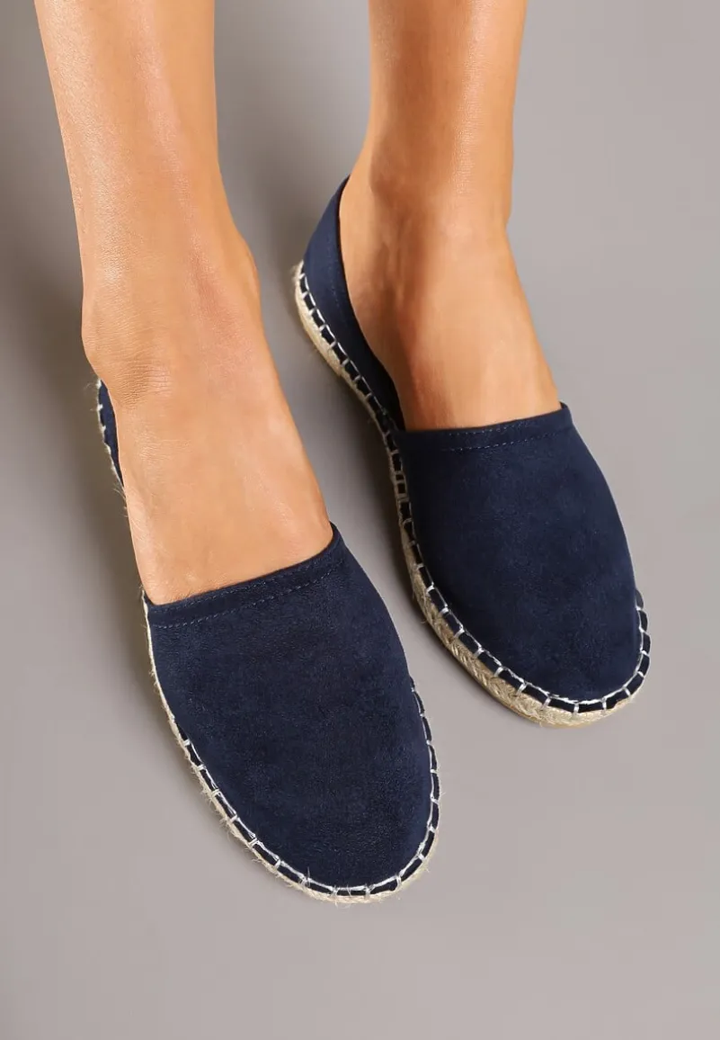 Granatowe Espadryle Ozdobione Wyciętą Cholewką i Plecionką Wommea