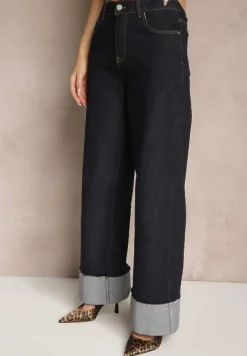 Granatowe Jeansy o Szerokim Kroju Ozdobione Podwiniętymi Nogawkami Natasara