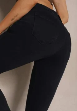 Granatowe Jeansy Skinny Regular Waist z Przetarciami przy Nogawkach Sonalena