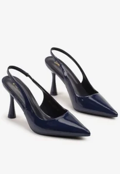 Granatowe Lakierowane Sandały Szpilki Typu Slingback Ulios