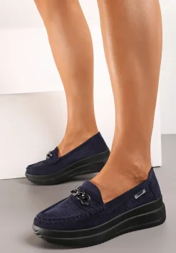 Granatowe Mokasyny na Platformie z Łańcuszkiem Himenna