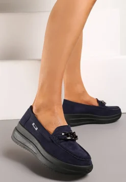 Granatowe Mokasyny z Łańcuszkiem na Wysokiej Platformie Iracana