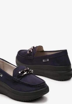 Granatowe Mokasyny z Łańcuszkiem na Wysokiej Platformie Iracana