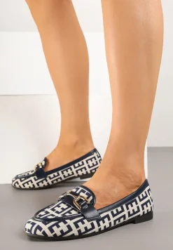 Granatowe Mokasyny z Ekozamszu z Ozdobną Metaliczną Aplikacją Nusarila