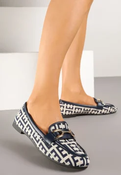 Granatowe Mokasyny z Ekozamszu z Ozdobną Metaliczną Aplikacją Nusarila