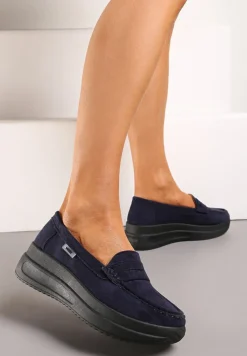 Granatowe Mokasyny z Ekozamszu na Platformie Ozdobione Paseczkiem Adrancia