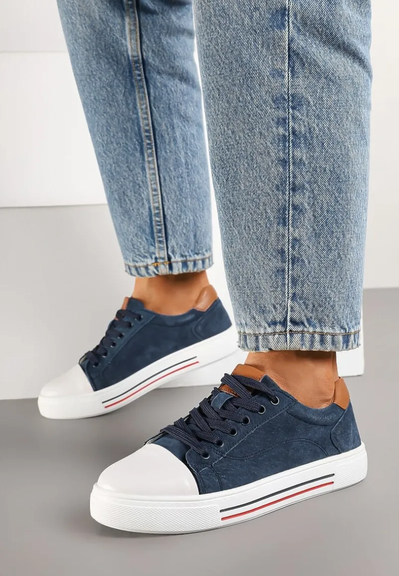 Granatowe Płaskie Trampki ze Skóry Naturalnej ze Skórzaną Wkładką i Ozdobnym Noskiem Milili