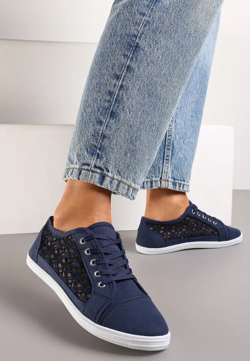 Granatowe Tenisówki z Ażurowymi Wstawkami Po Bokach Salessa