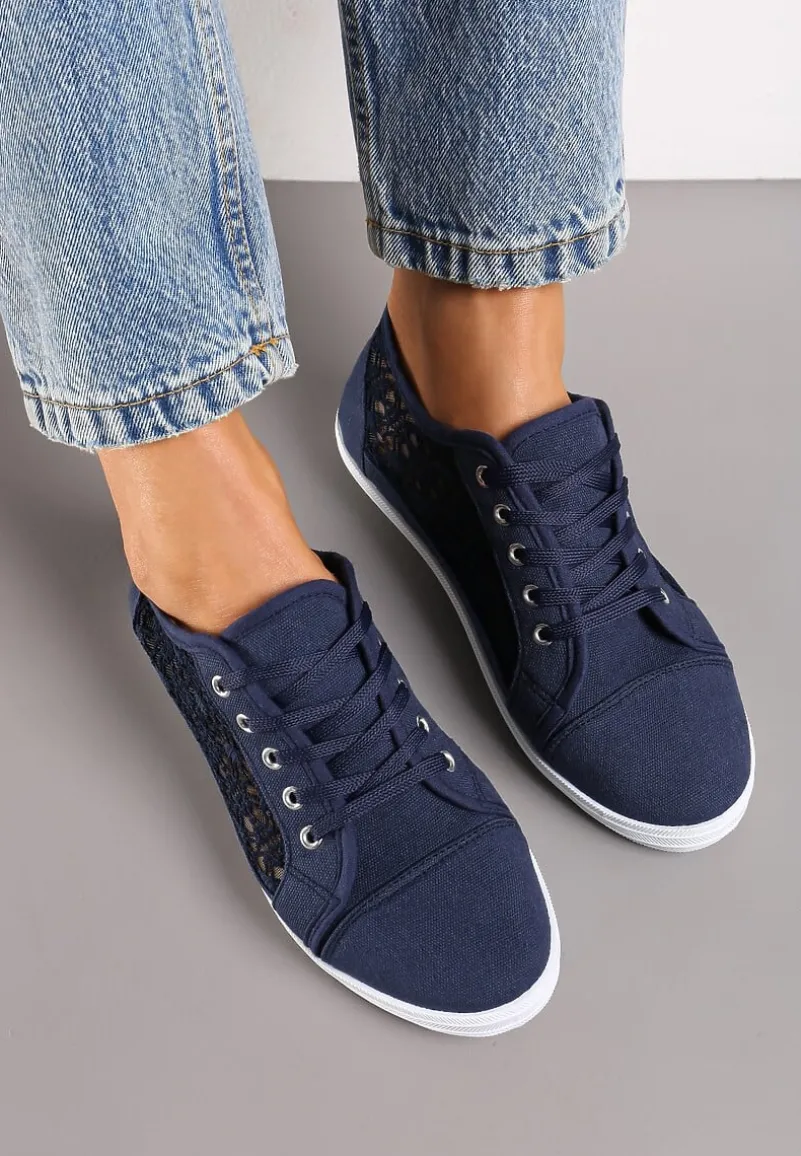 Granatowe Tenisówki z Ażurowymi Wstawkami Po Bokach Salessa