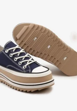 Granatowe Trampki na Ozdobnej Platformie ze Sznurowaniem Moonoria